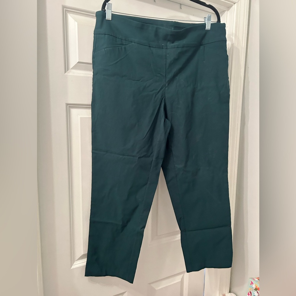 Chic Green Trousers